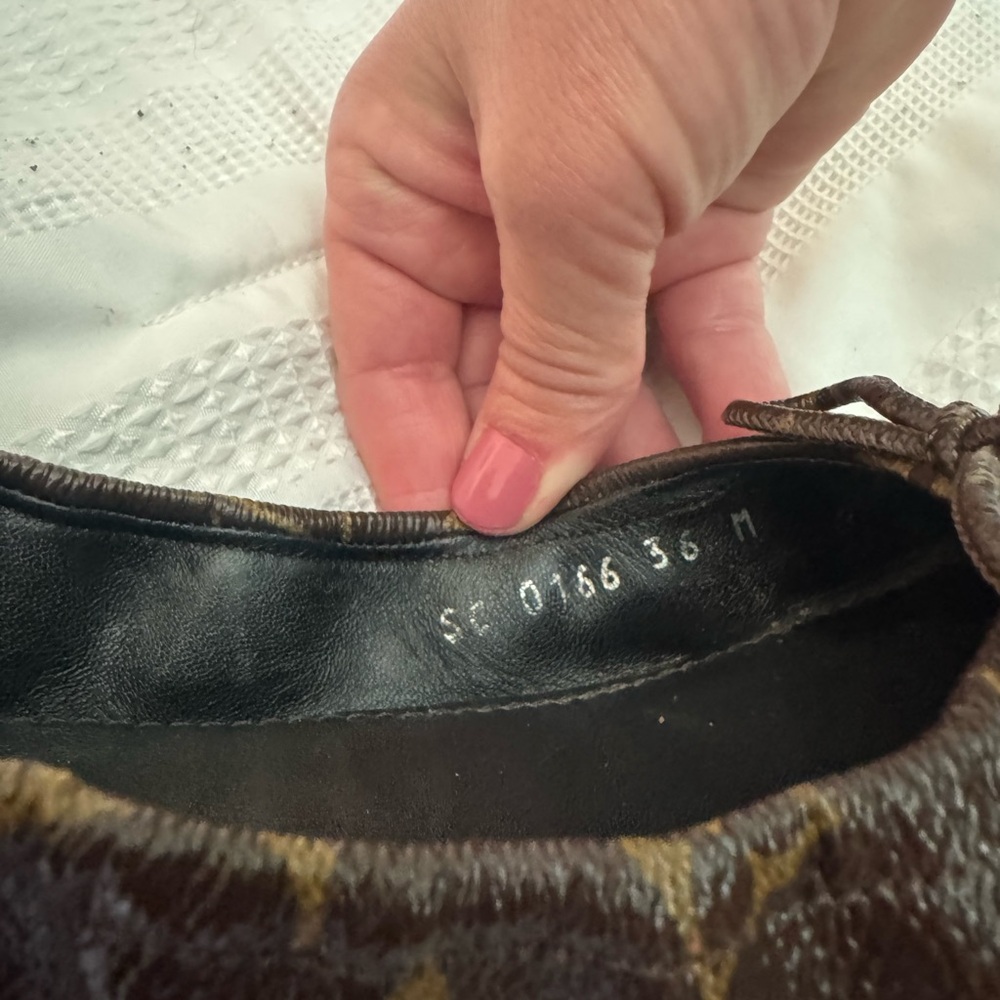 Authentic Louis Vuitton Brown black Monogram Ballet Flats size 36 - Picture 13 of 17